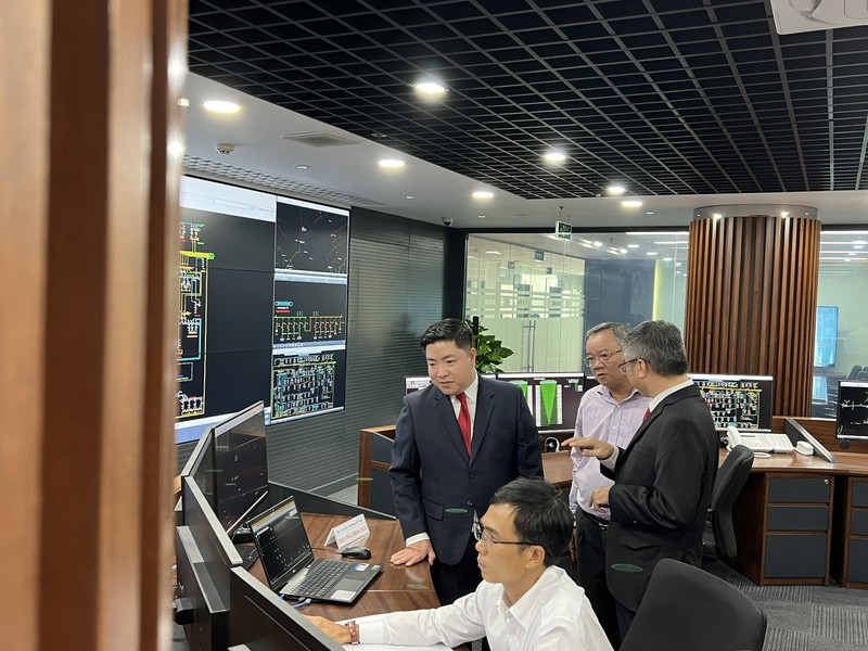 Mise en opération du 2e centre de contrôle du réseau électrique à Hô Chi Minh-Ville